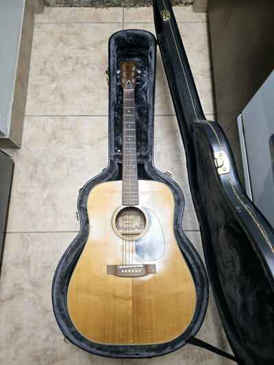 Yamaki Deluxe Folk Acoustic Guitar 1972