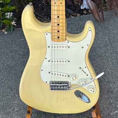 Fender 1973 Stratocaster Players Vintage Electric Guitar w / Original Case -