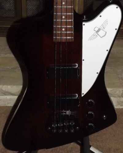 Epiphone Thunderbird E1 Bass. Vintage Sunburst. Includes Epiphone ETBCS CASE