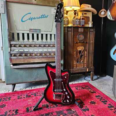 1967 Silvertone 1433 Redburst