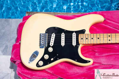 Classic 1975 Fender USA Stratocaster - w Original Hard Case - 100% Original