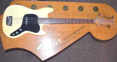Fender Musicmaster Bass Guitar 1978 Good Condition Pro setup new Soft Case.