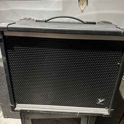 Vintage Traynor Bloc 100K Solid State Guitar Amplifier Killer Tone 1x 15