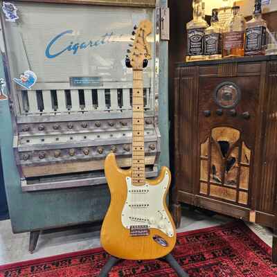 1975 Fender Stratocaster Natural