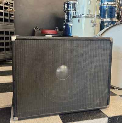 Vintage Guitar or bass Speaker cab w 18?? speaker 1970s