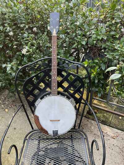 Vintage Fine Quality 4 String Banjo