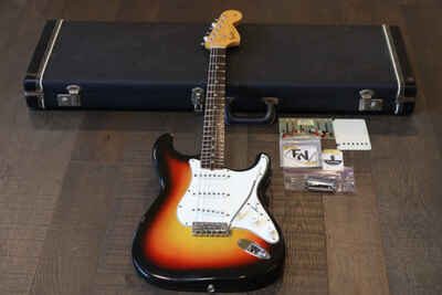 Case Queen! 1966 Fender Stratocaster  3-Color Sunburst All Original + OHSC