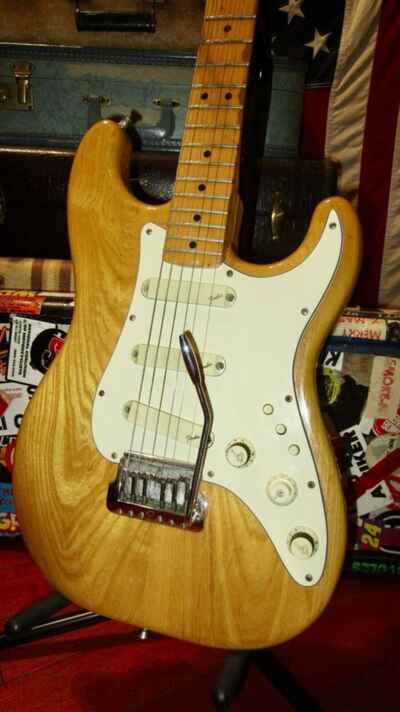 1983 Fender Elite Stratocaster Natural
