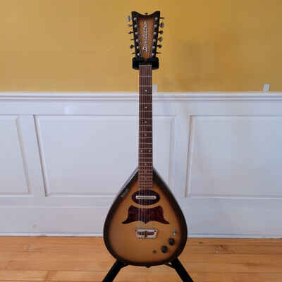 Danelectro Bellzouki 12-String Model 7010  (1960s)