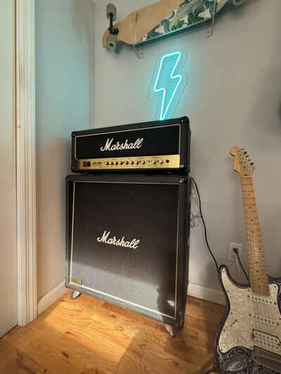 Marshall JCM  2000 dual super lead With 1960B Straight Cabinet. Used