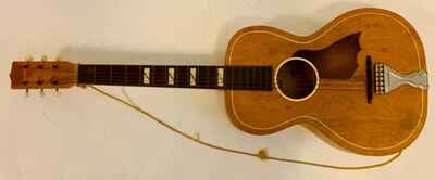 Collectible rare 1950s Royalist Parlor Guitar looks to be original - fair cond.