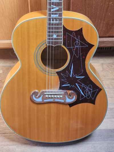 EPIPHONE EJ200E ELVIS PRESLEY SIGNATURE SUPER JUMBO GUITAR w /  GUITAR CASE