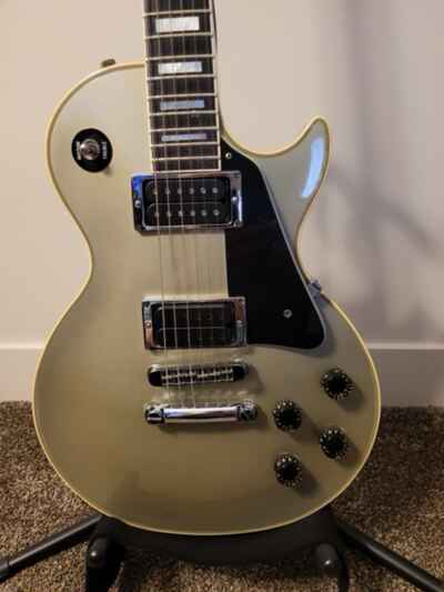 1982 Gibson Les Paul￼Custom