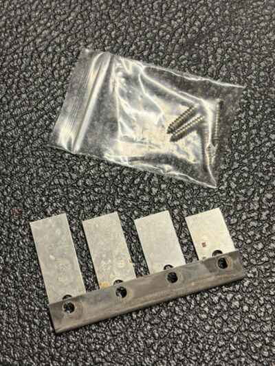 1971 FENDER MUSTANG BASS STRING MUTE KIT-AUTHENTIC VINTAGE PART