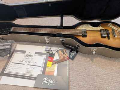 Hofner 500 / 1-64-0 Bass Guitar Made In Germany With Case