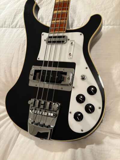 1972 RICKENBACKER 4001JG BASS w / HSC