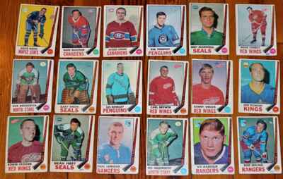 Lot of 61  1969-70 OPC O Pee Chee Hockey Card Set Low Grade!