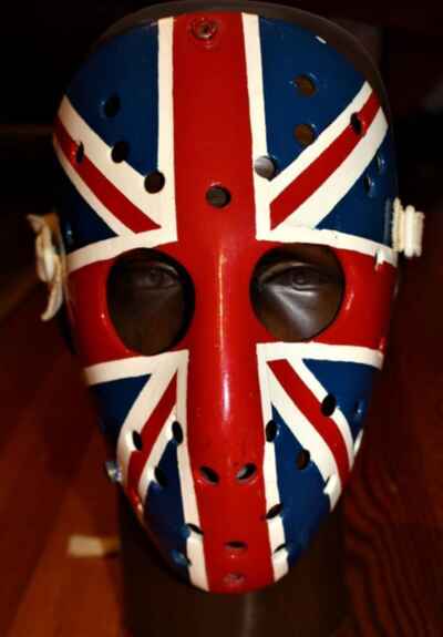 Cool Vintage 1970s Painted Fiberglass Hockey Goalie Mask Union Jack British Flag
