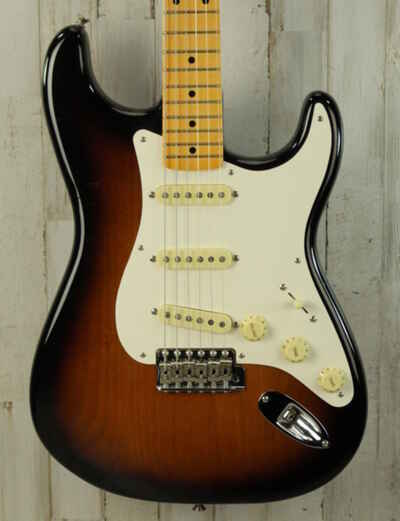 USED Fender American Vintage II 1957 Stratocaster (945)