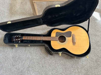 Guild Vintage acoustic guitar - made in America.      Includes case