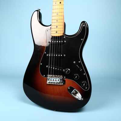 1974 Fender Stratocaster Electric Guitar Sunburst (Refin)