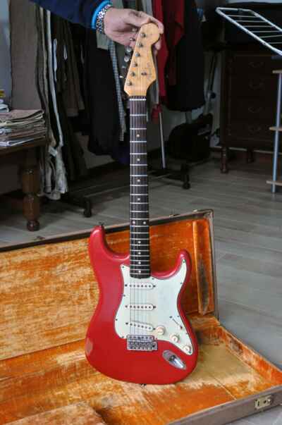 Vendo Stratocaster Red Dakota 1959 Slab board