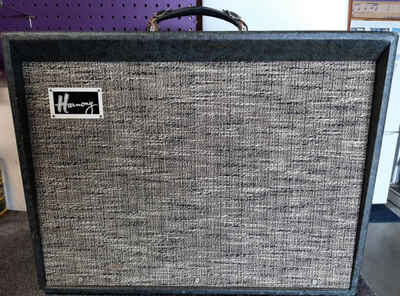 Vintage 1959 Harmony H306, small tube combo amp