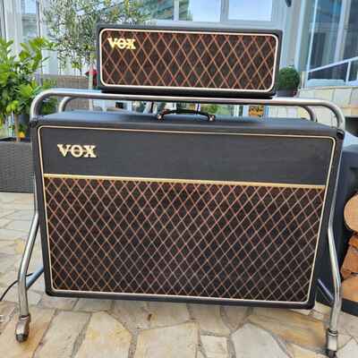 VOX AC 50  flat w. cabinet + surround stand, Black tolex, 1964