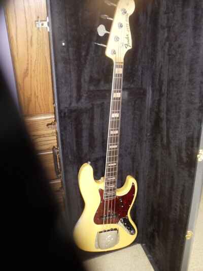 Vintage Original 1969 Fender Jazz Bass 4-String (CBS ERA( Post 1966