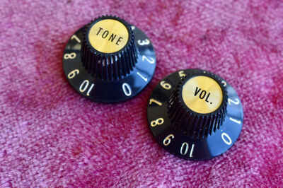 Vintage 1968 Gibson Witchhat Knobs Witch Hat Black Gold Inserts Les Paul Custom