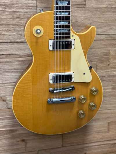 Gibson Les Paul Deluxe Guitar 1977 Natural 9lbs 10oz w / Gen 2 Chainsaw case-Clean