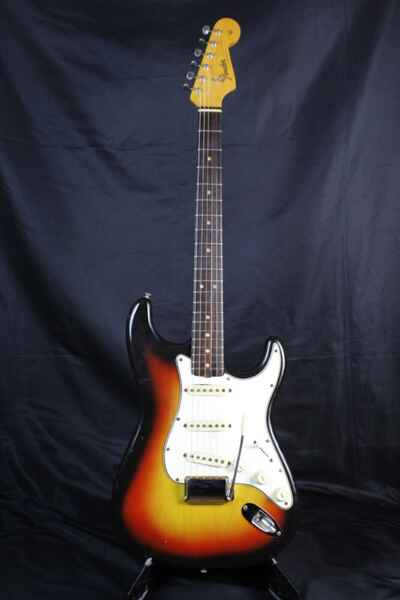 Vintage 1965 FENDER STRATOCASTER The Real Deal ALL ORIGINAL Dec 64 Neck w / OHSC