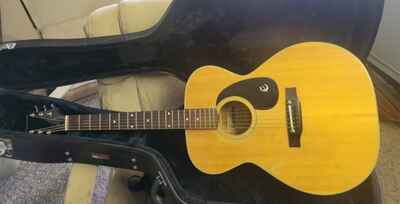 Epiphone FT-130 Acoustic Guitar With Hard Case Made In Japan