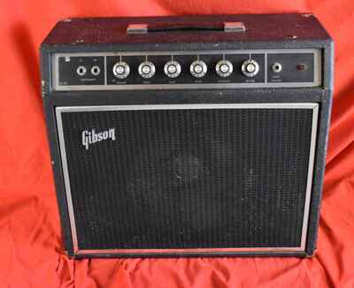 GIBSON G-20 AMPLIFIER WITH TREMOLO VINTAGE 1974