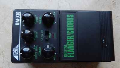 Aria DMX-10 Digital Flanger  /  Chorus Pedal für Gitarre oder Bass