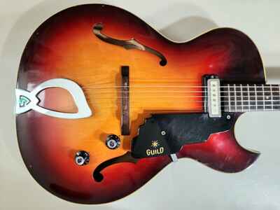 Vintage 1966 Guild T-100 Archtop Sunburst Hollow Body Guitar Excellent w /  Case