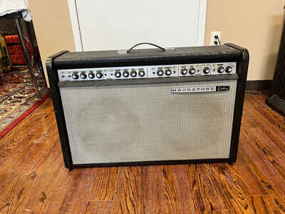 Magnatone MP 3 2x12 tube amp 1960s