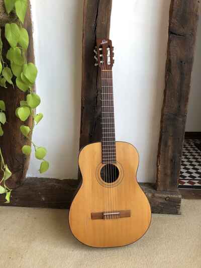 Levin Classical Acoustic Guitar LG 8 60??s
