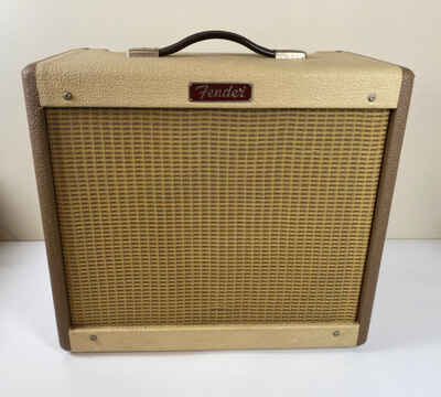 Vintage Fender Blues Junior Limited Edition Tweed Tube Guitar Amp [READ] Queen