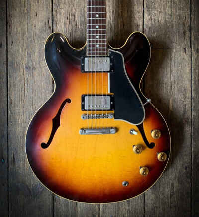 1960 Gibson ES 335 TD in sunburst finish