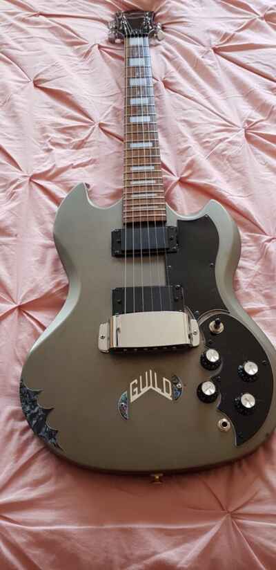 (Spares or repairs ) De Armond S-67 by Guild