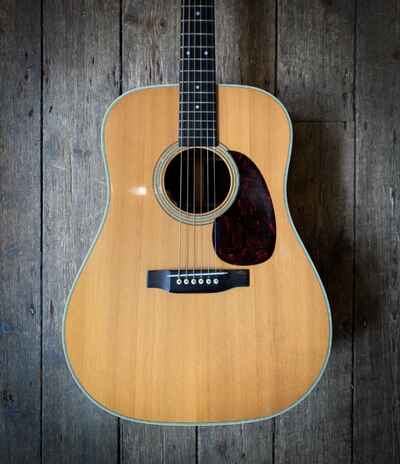 1964 Martin D-28 Acoustic guitar with hard shell case