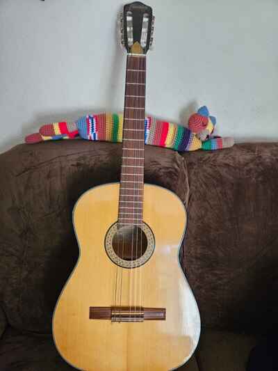 VINTAGE FRAMUS CLASSICAL GUITAR 1960s AMZING FINISH 39 5 / 8" EXCELLENT CONDITION