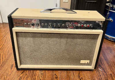 Airline Valco 62-9026a Professional 2x10 Guitar Amplifier 1960s