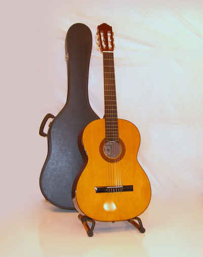 Takamine 1982 G126 G Series Dreadnought 6-Strings Acoustic Guitar +Case * GREAT
