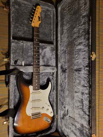 1980s ESP 400 Series Strat Copy  Sunburst W / Hard Case