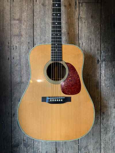1952 Martin D-28 Acoustic guitar with hard shell case