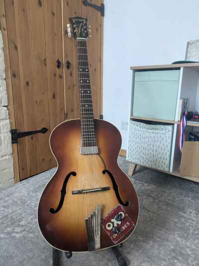 Vintage Hofner Senator acoustic guitar jazz box  /  in need of some tlc
