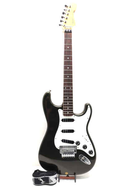 Fender Electric Guitar 1984-1987 Stratocaster Japan