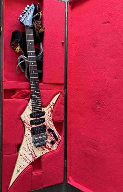 1985 Washburn HM-5V Blood Splatter